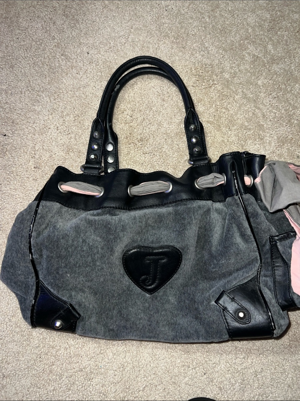 Juicy Couture Gray Tote with Pink Crest Logo - Picture 2 of 6
